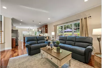 602 Skyline Drive, Jefferson Township, NJ 07849 - Photo 12