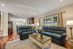 602 Skyline Dr, Jefferson Township, NJ 07849 - Photo 12