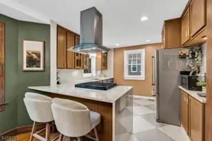 10 Passaic Ave, Roseland, NJ 07068 - Photo 14
