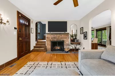 10 Passaic Ave, Roseland, NJ 07068 - Photo 10