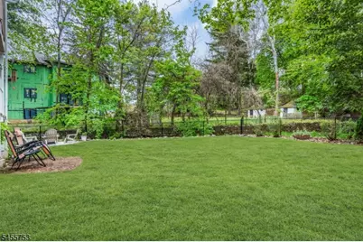 10 Passaic Ave, Roseland, NJ 07068 - Photo 36