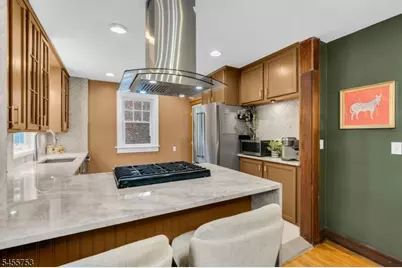 10 Passaic Ave, Roseland, NJ 07068 - Photo 16