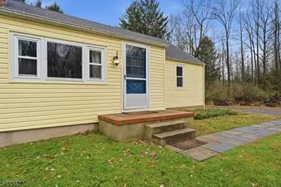 131 Crusher Rd, Hopewell Township, NJ 08525 - Photo 4