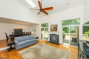 31 Lockley Ct, Mountain Lakes, NJ 07046 - Photo 12