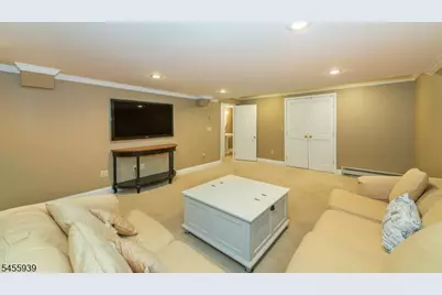31 Lockley Ct, Mountain Lakes, NJ 07046 - Photo 34
