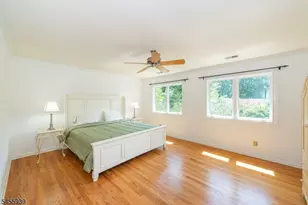 31 Lockley Ct, Mountain Lakes, NJ 07046 - Photo 16