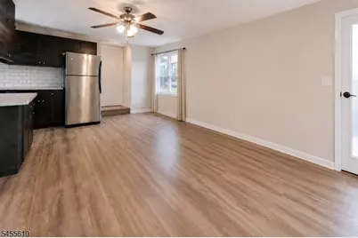 11 Garden St Unit #A, Morristown, NJ 07960 - Photo 6