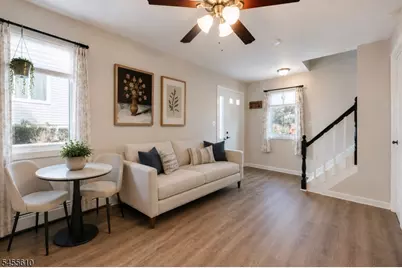11 Garden St Unit #A, Morristown, NJ 07960 - Photo 4