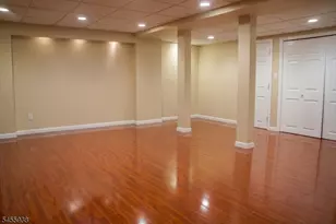 54F F Houston Taylor Ct, Parsippany, NJ 07950 - Photo 32