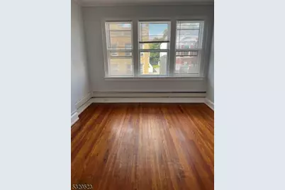 75 Pine St #3R, Montclair, NJ 07042 - Photo 6