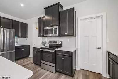 2 Vansickle Ct, Roxbury Township, NJ 07850 - Photo 12