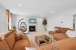 2 Vansickle Ct, Roxbury Township, NJ 07850 - Photo 6