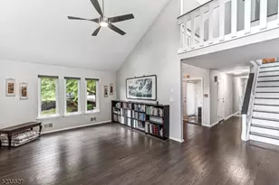 33 Highmount Ave, Warren Township, NJ 07059 - Photo 4