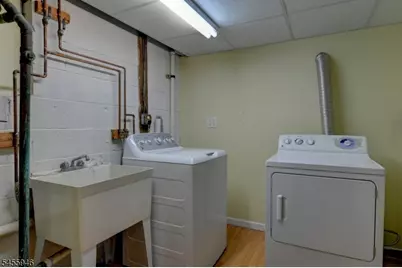 1 Evelyn Pl, Pequannock Township, NJ 07444 - Photo 22