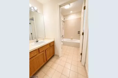23 Liberty Ridge Rd, Bernards Township, NJ 07920 - Photo 12