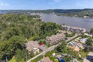 103 Mariners Pointe, Hopatcong, NJ 07843 - Photo 28