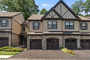 103 Mariners Pointe, Hopatcong, NJ 07843 - Photo 34