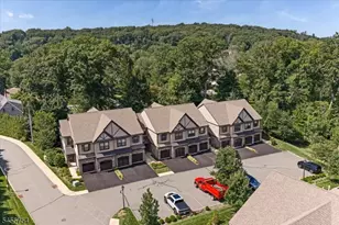 103 Mariners Pointe, Hopatcong, NJ 07843 - Photo 28