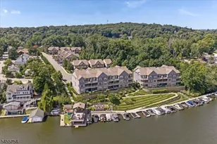 103 Mariners Pointe, Hopatcong, NJ 07843 - Photo 24