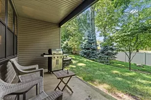103 Mariners Pointe, Hopatcong, NJ 07843 - Photo 22