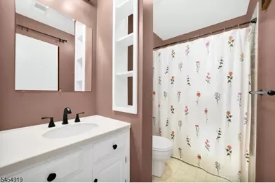 70 Sage Court, Bedminster Township, NJ 07921 - Photo 10