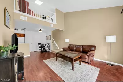 70 Sage Court, Bedminster Township, NJ 07921 - Photo 2