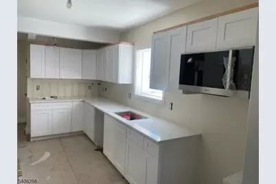 181 Overlook Ave, Belleville, NJ 07109 - Photo 2