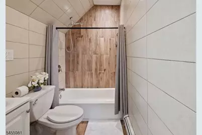 61 Washington Ter, East Orange, NJ 07017 - Photo 22