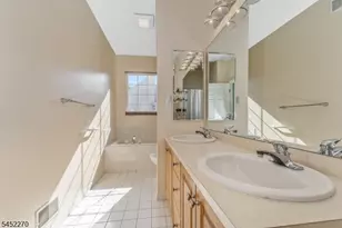 99 Kensington Cir, White Township, NJ 07823 - Photo 18