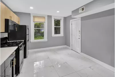 529 S Clinton St, East Orange, NJ 07018 - Photo 26