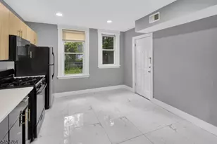 529 S Clinton St, East Orange, NJ 07018 - Photo 26