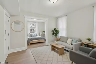 529 S Clinton St, East Orange, NJ 07018 - Photo 4