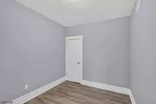 529 S Clinton St, East Orange, NJ 07018 - Photo 16