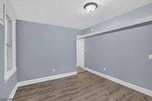 529 S Clinton St, East Orange, NJ 07018 - Photo 12