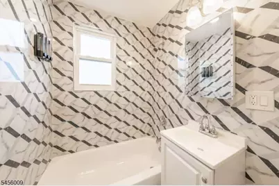 33-35 Adams St #1, Newark, NJ 07105 - Photo 22