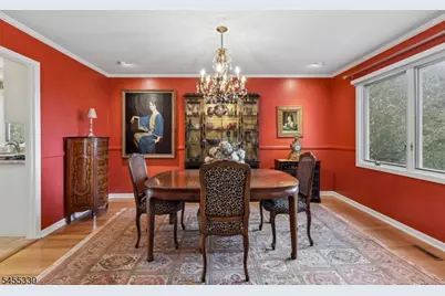 7 Dorset Cir, Caldwell, NJ 07006 - Photo 10