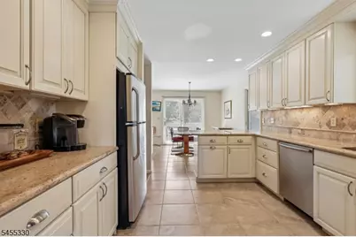 7 Dorset Cir, Caldwell, NJ 07006 - Photo 14