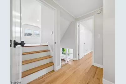 529 Richfield Avenue, Kenilworth, NJ 07033 - Photo 8