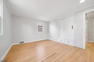 529 Richfield Ave, Kenilworth, NJ 07033 - Photo 14
