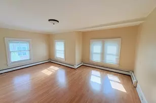 136 Main St, Flemington, NJ 08822 - Photo 6