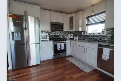408 Jennifer Ln, Monroe Township, NJ 08094 - Photo 10