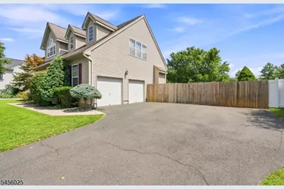133 Charles St, Franklin Township, NJ 08873 - Photo 2
