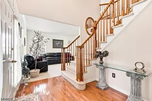 133 Charles St, Franklin Township, NJ 08873 - Photo 4