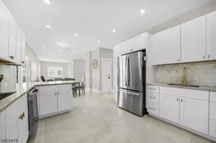 557 Homer Terrace, Union Township, NJ 07083 - Photo 10