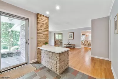 31 Sheffield Rd, Summit, NJ 07901 - Photo 2