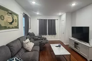 18 S Mountain Ave, Cedar Grove, NJ 07009 - Photo 2