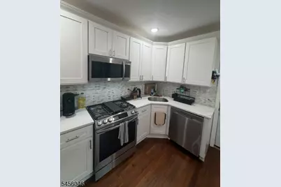 18 S Mountain Ave, Cedar Grove, NJ 07009 - Photo 6