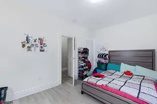 66 Halstead St, Newark, NJ 07106 - Photo 6