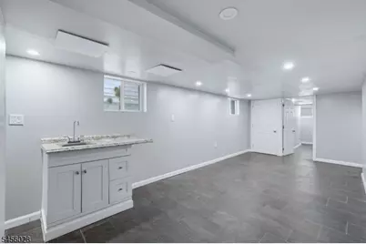 66 Halstead St, Newark, NJ 07106 - Photo 14