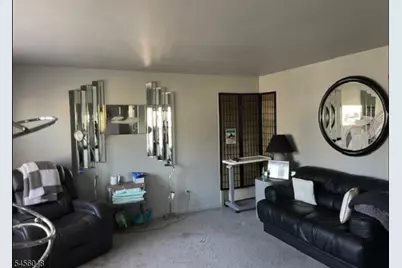 400 Seaton Ave, Roselle Park, NJ 07204 - Photo 4